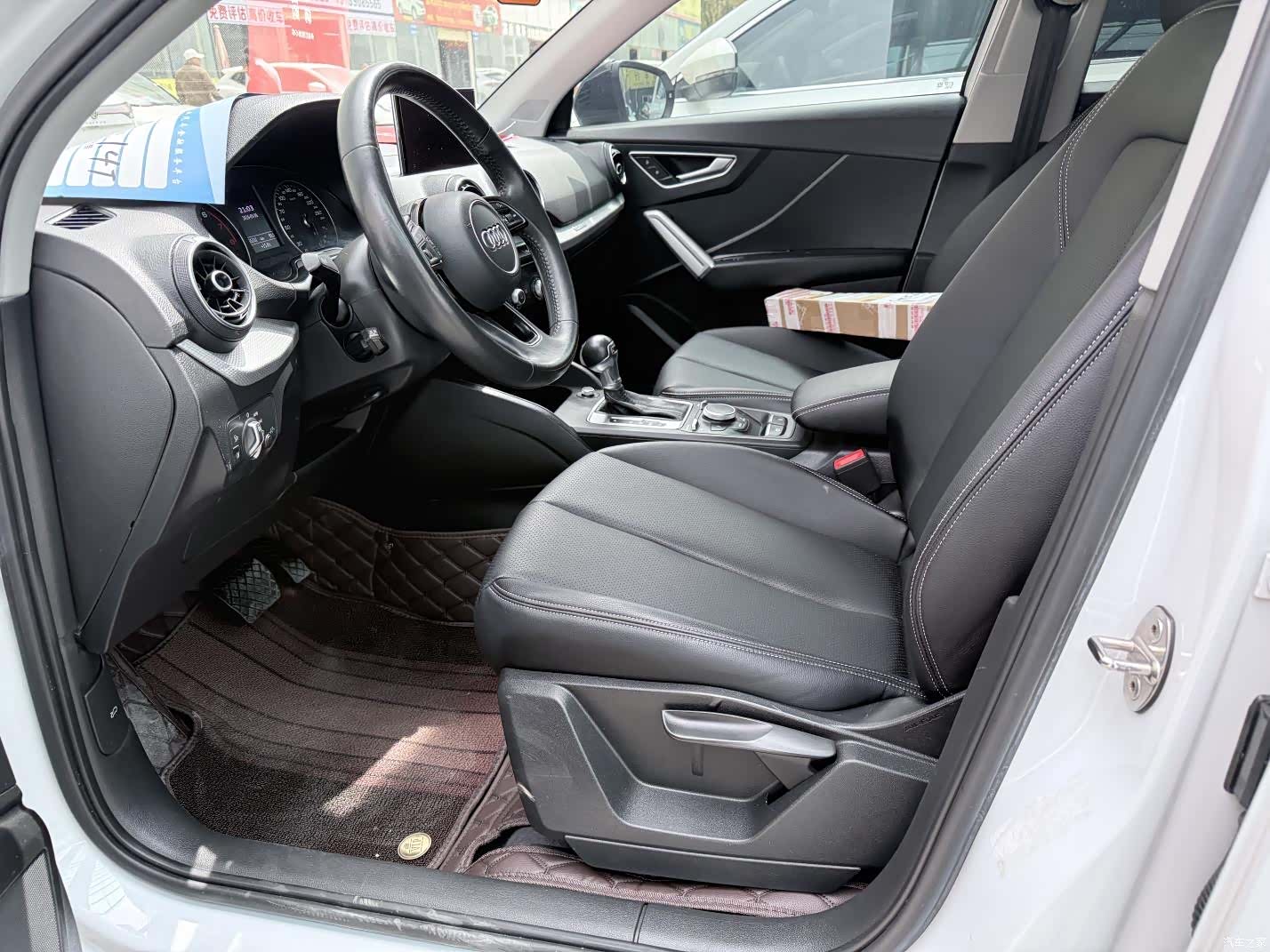 Audi Q2L, 2021 все фото