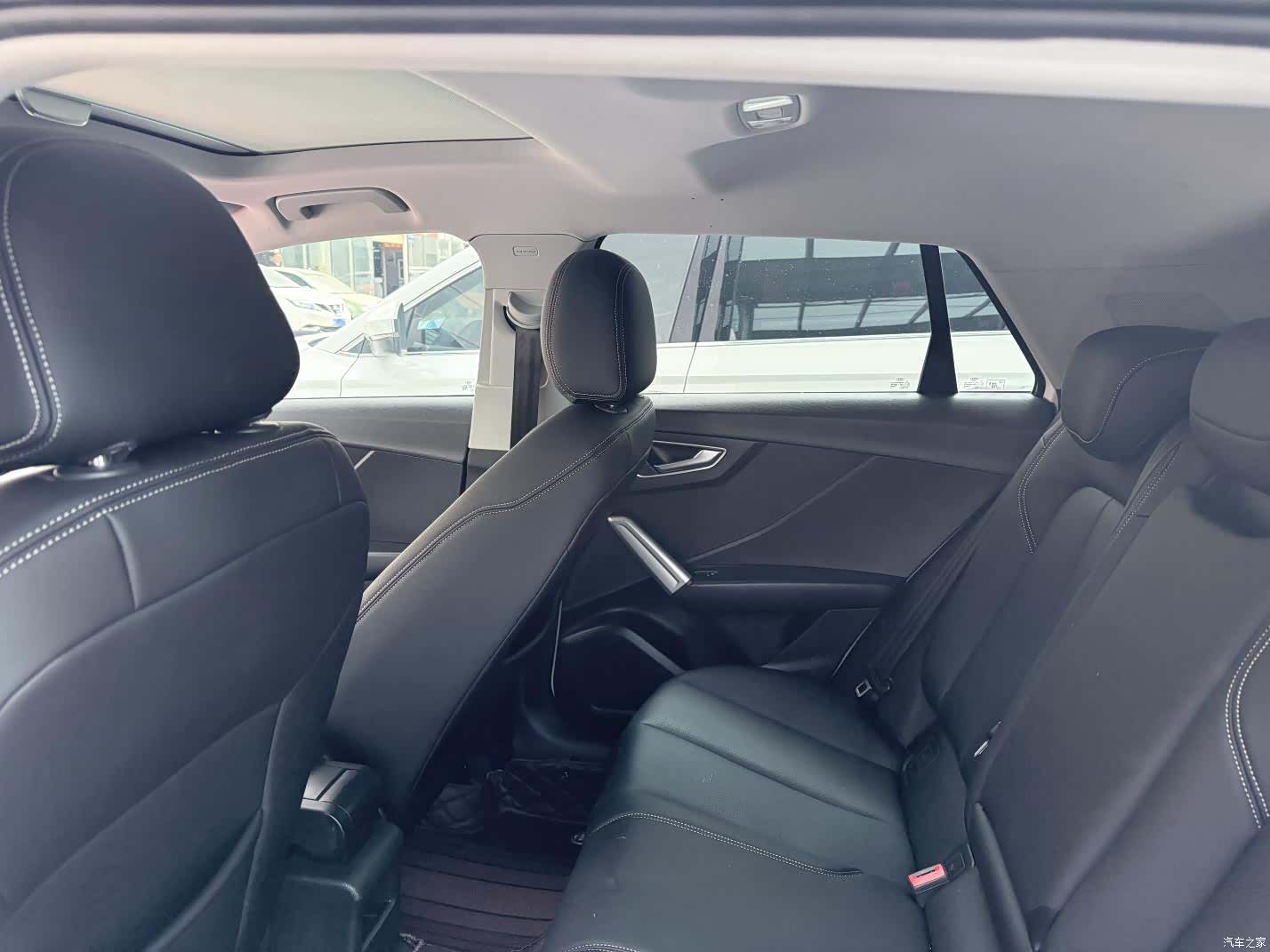 Audi Q2L, 2021 12