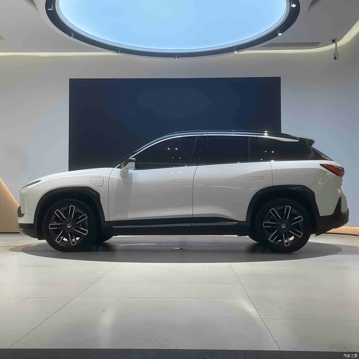 NIO ES6, 2022 6