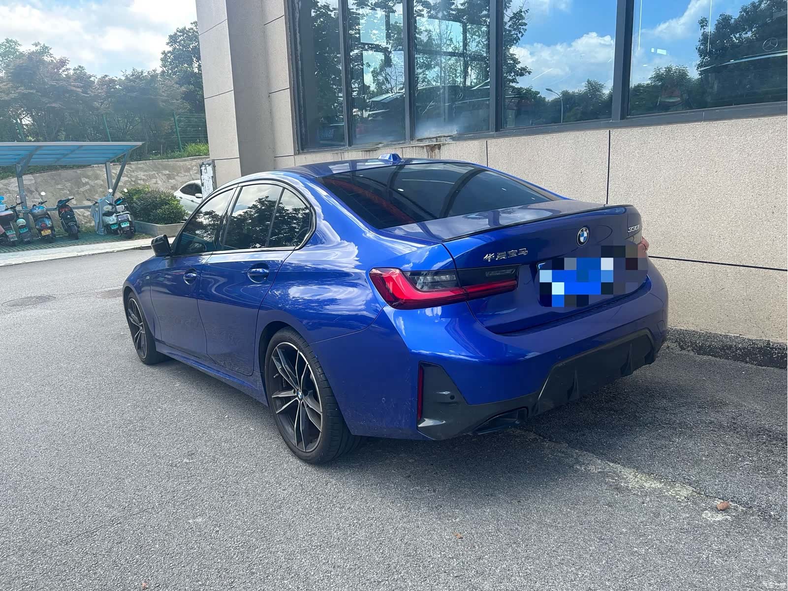 BMW 3 Series, 2023 12