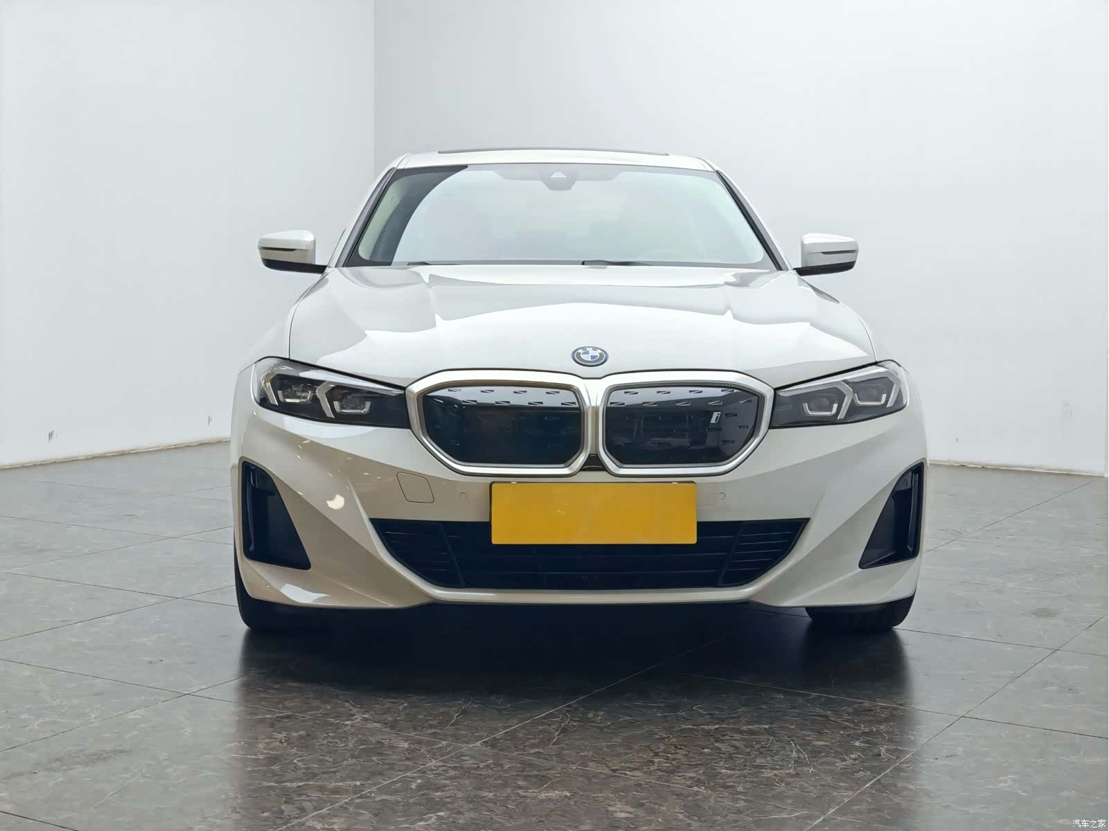 BMW i3, 2024 все фото