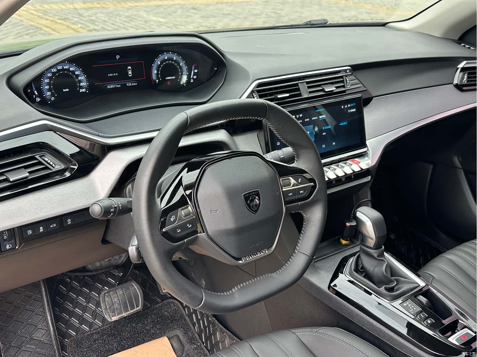 Peugeot 408, 2023 15