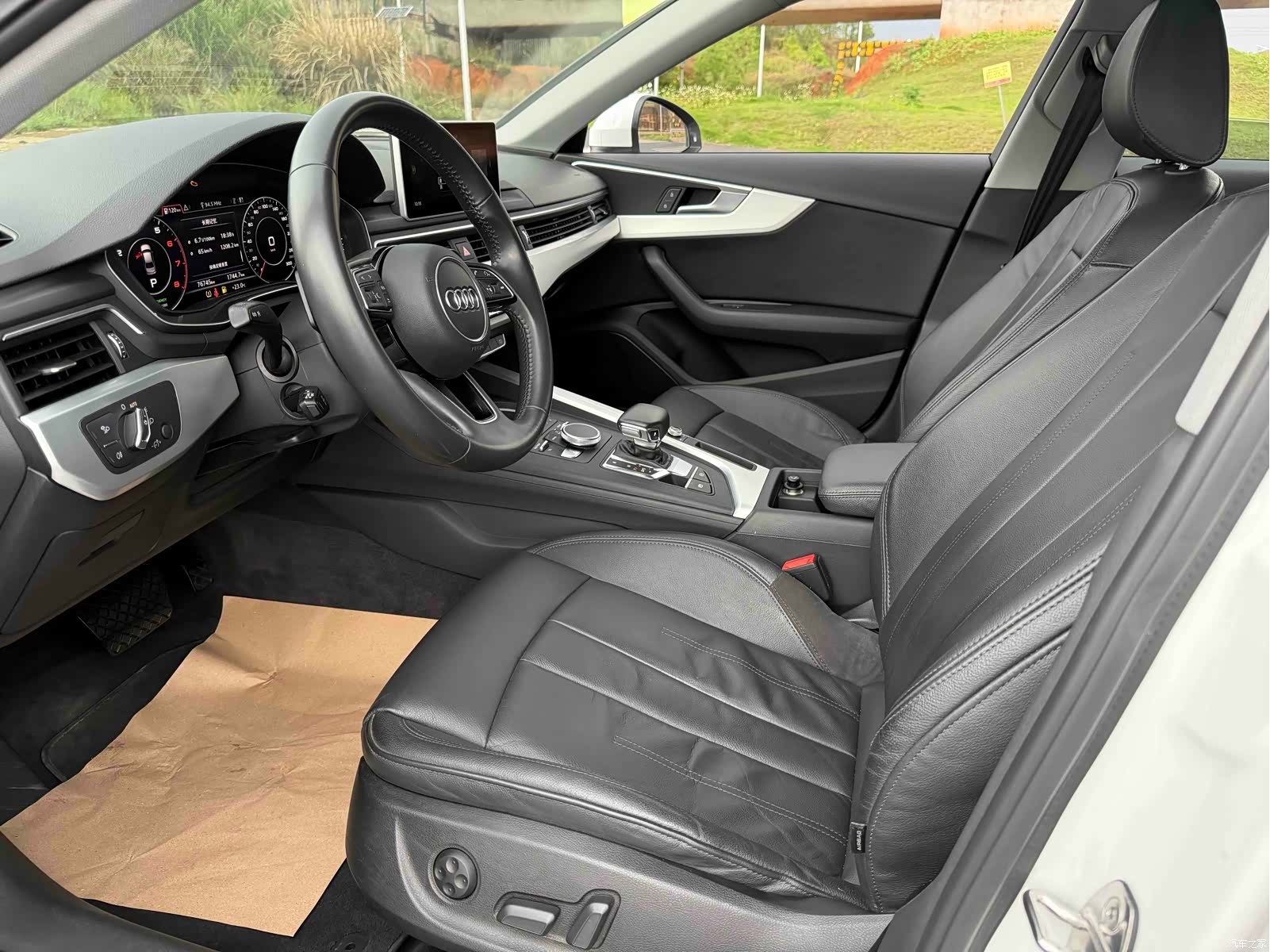 Audi A4L, 2019 4