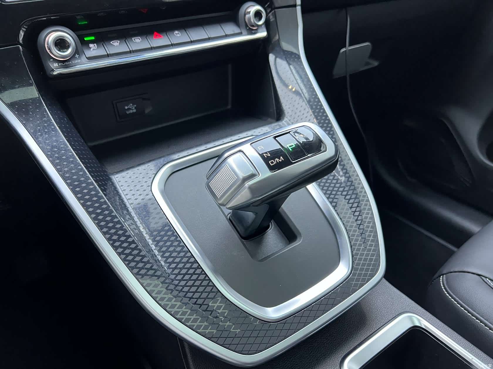 Haval M6, 2022 10