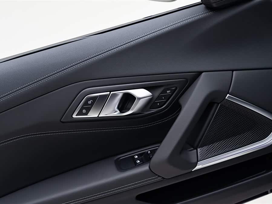 BMW Z4 2024, фото 13
