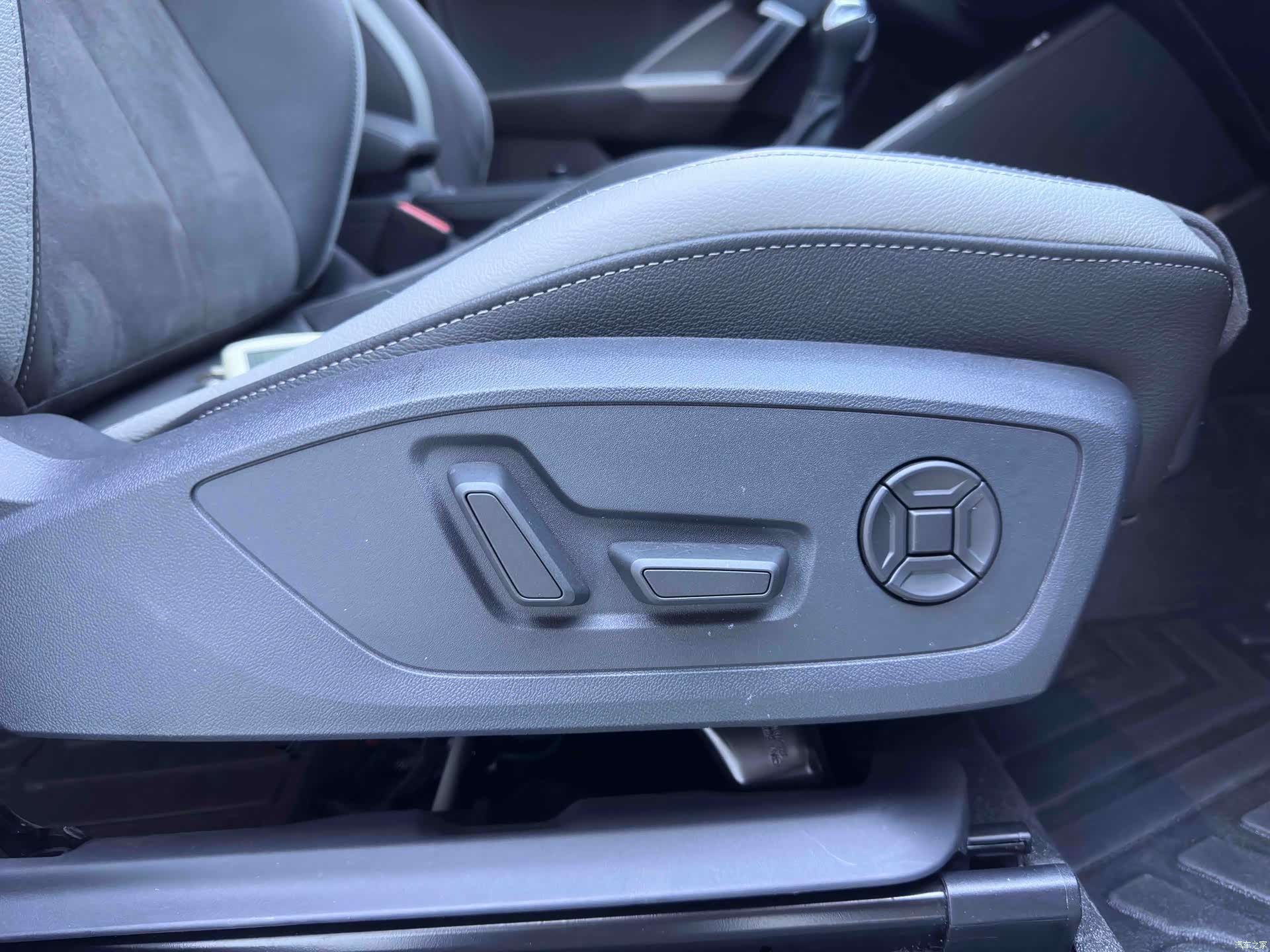 Audi Q3, 2023 21