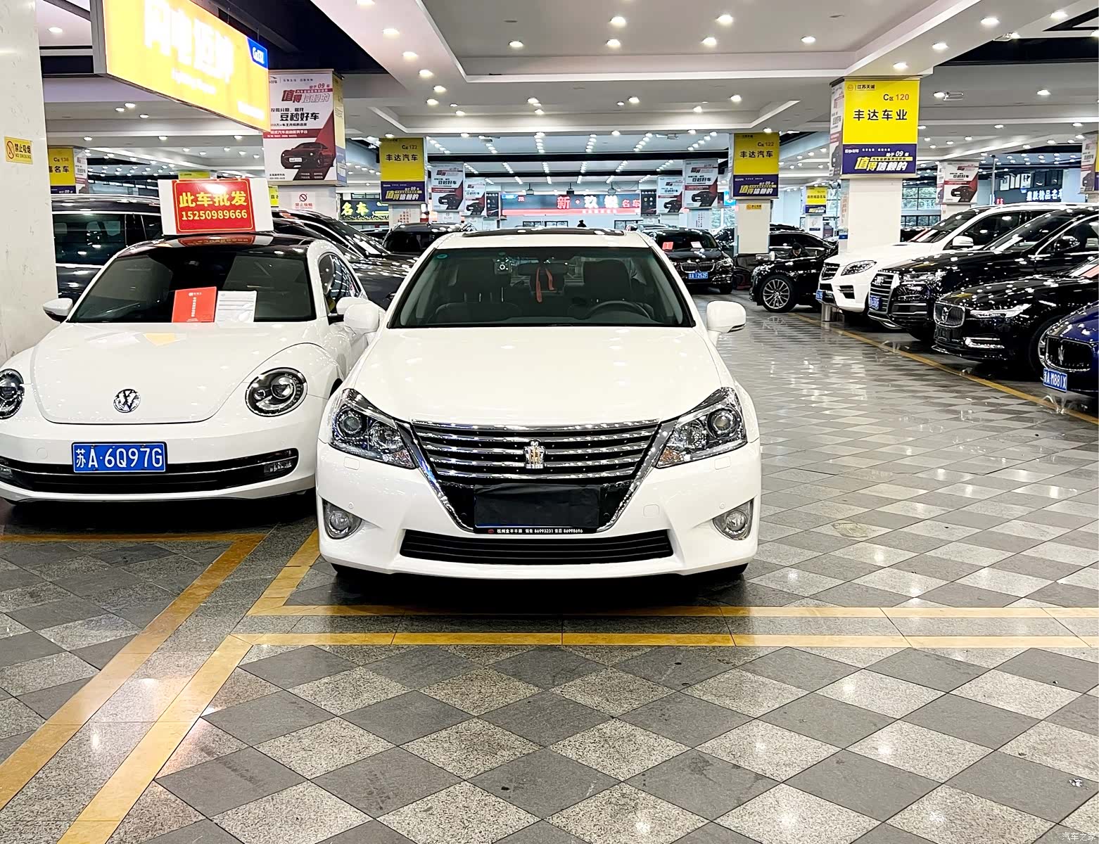 Toyota Crown, 2014 2
