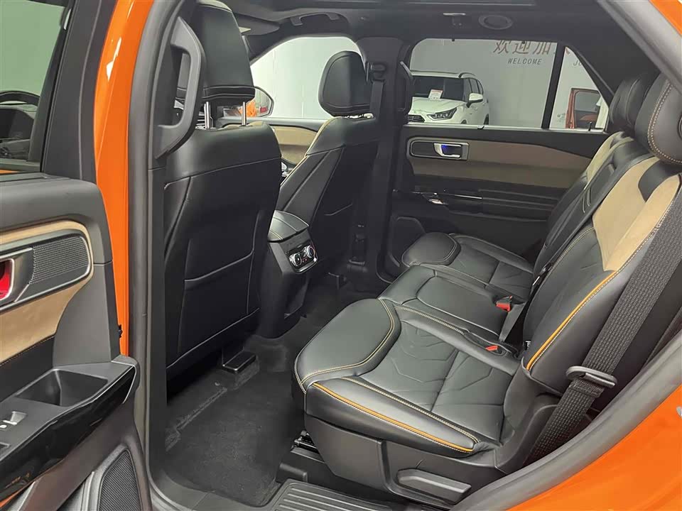 Ford Explorer Ford Explorer