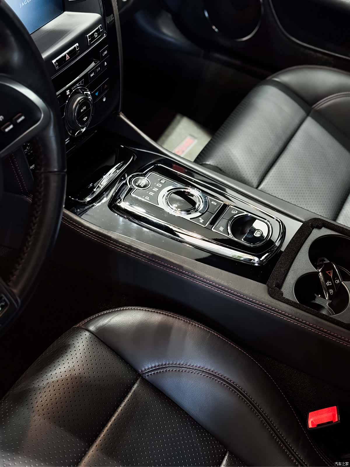 Jaguar XK, 2013 9