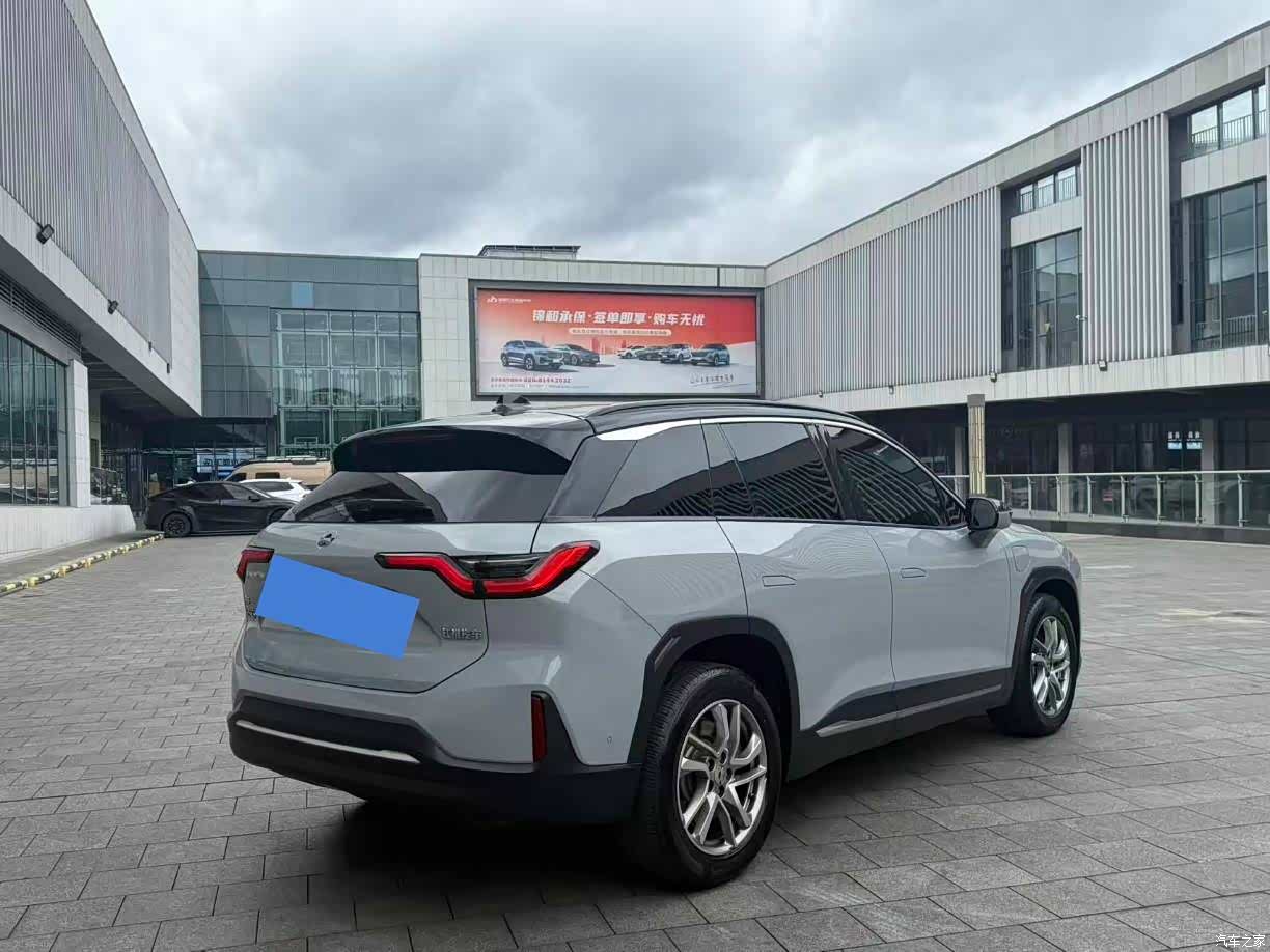NIO ES6, 2022 10