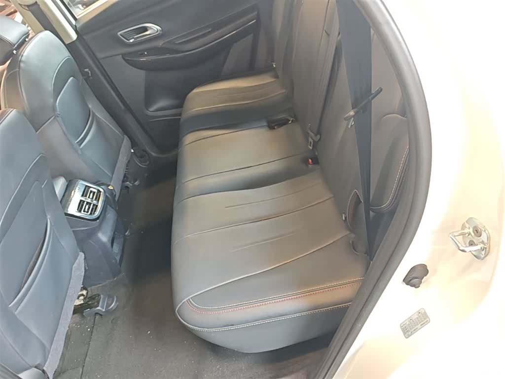 Changan X7, 2022 17