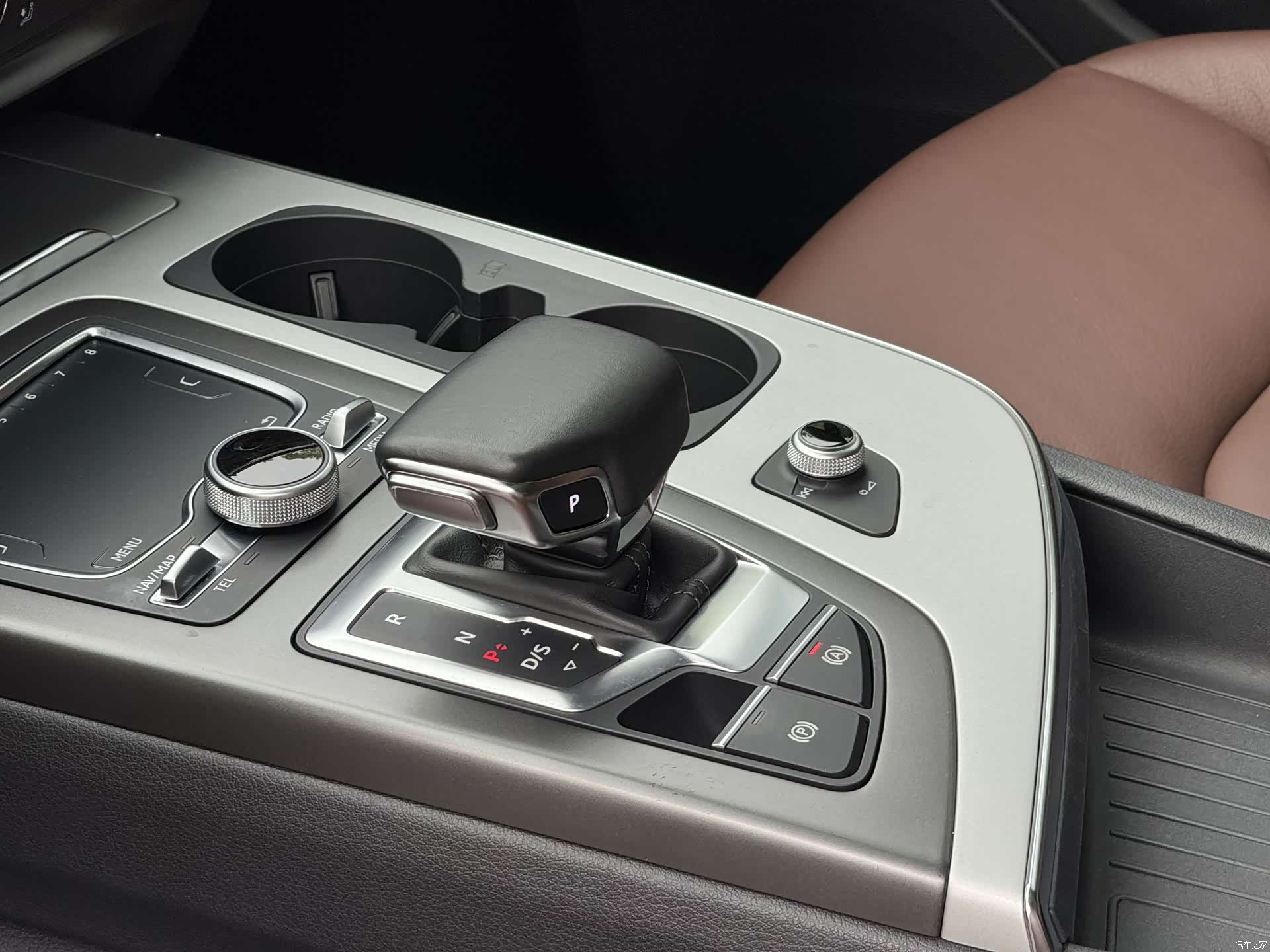Audi Q7, 2018 13