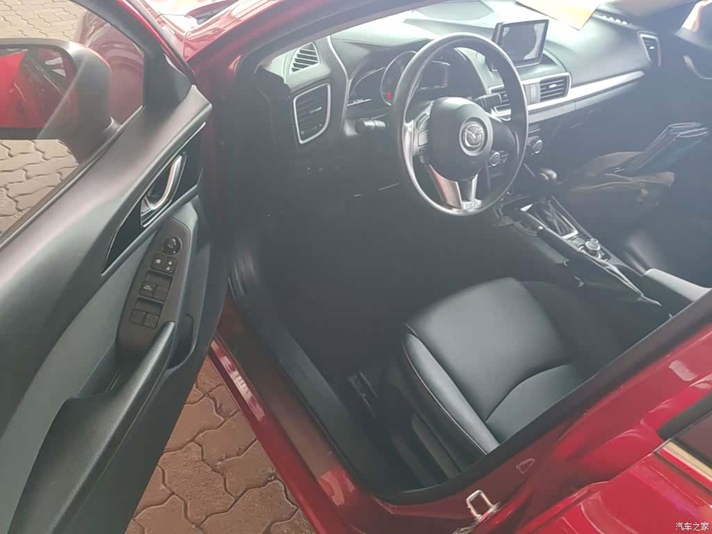 Mazda Mazda3, 2016 16
