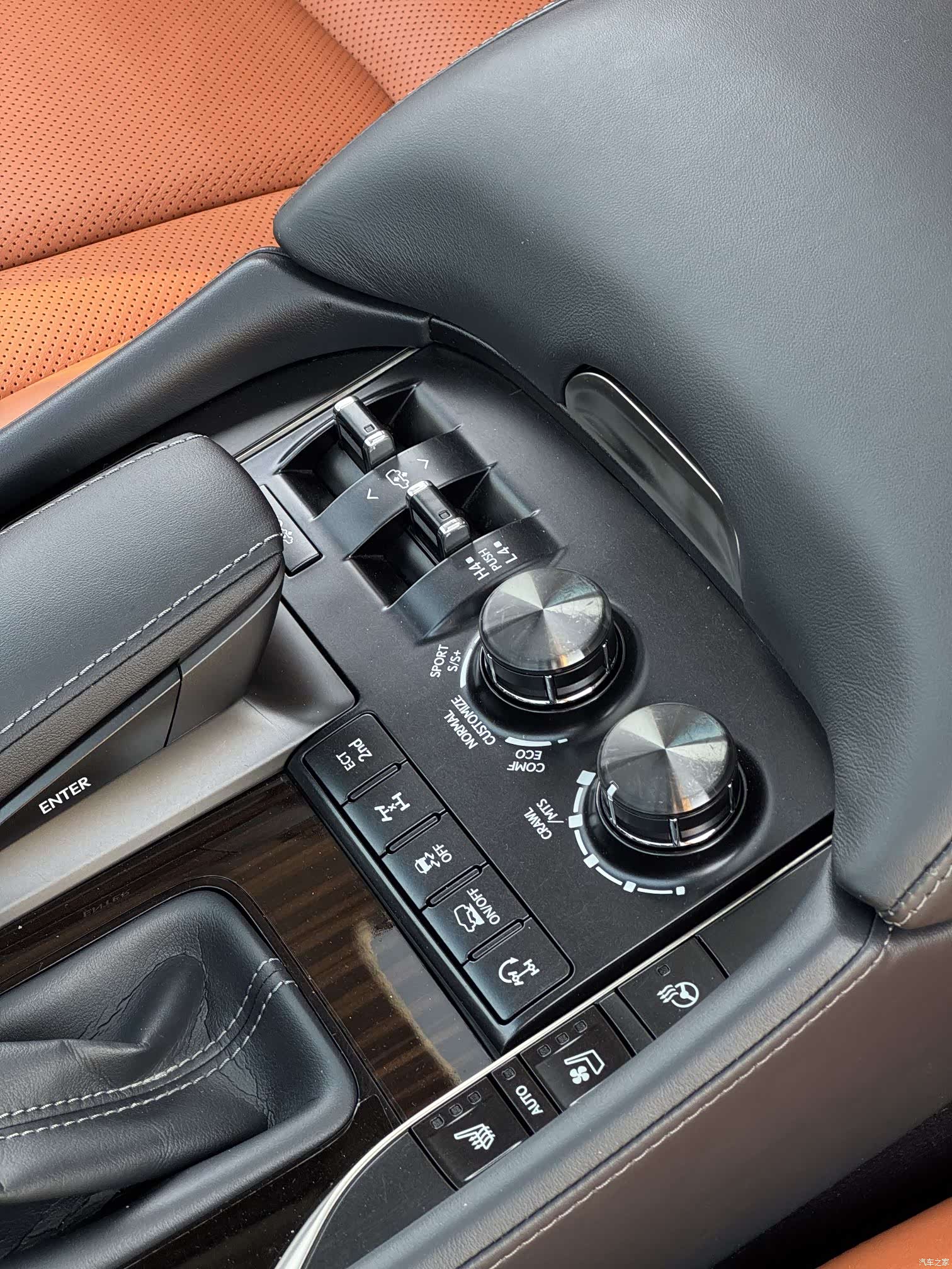 Lexus LX, 2020 17