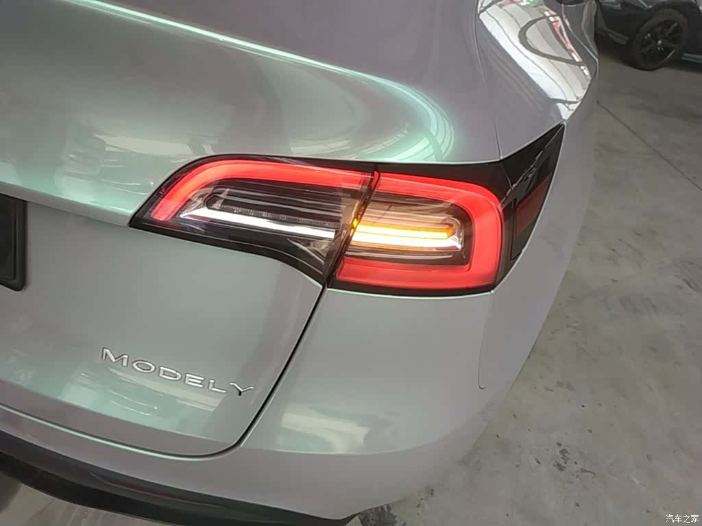 Tesla Model Y, 2021 8