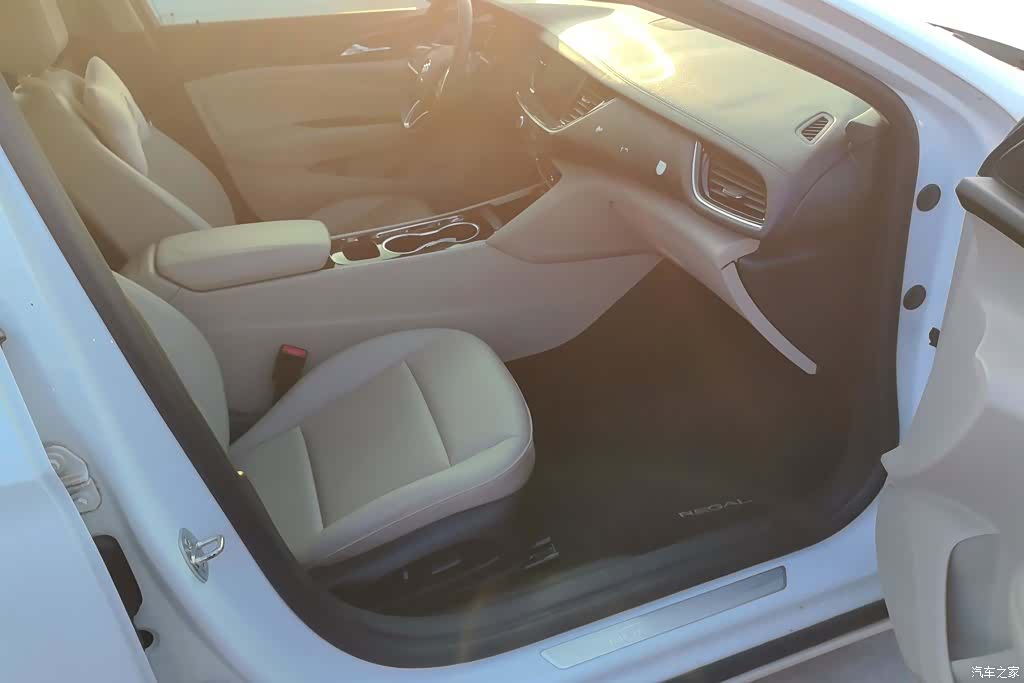 Buick Regal, 2020 8
