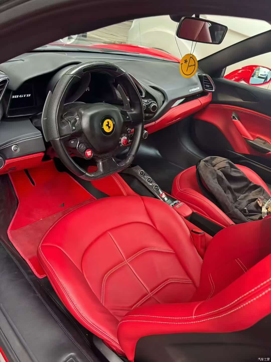 Ferrari 488, 2016 4