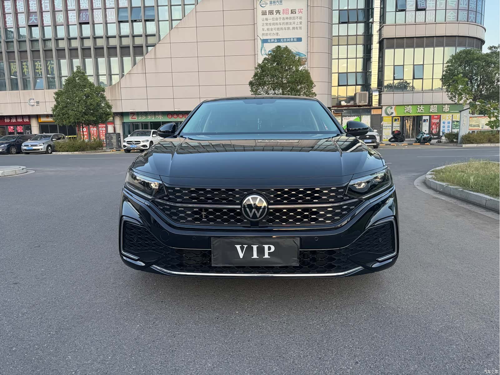 Volkswagen Passat, 2023 3