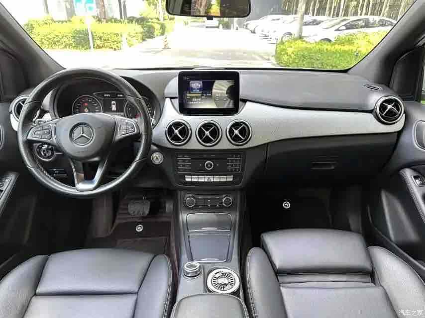Mercedes-Benz B-Class, 2017 все фото