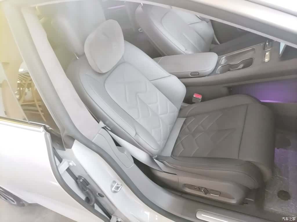 NIO ET7, 2025 25