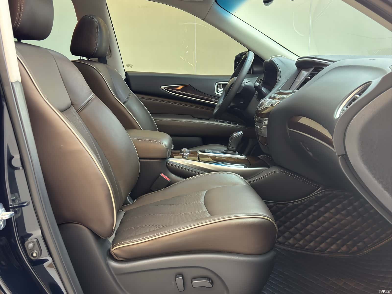 Infiniti QX60, 2018 23