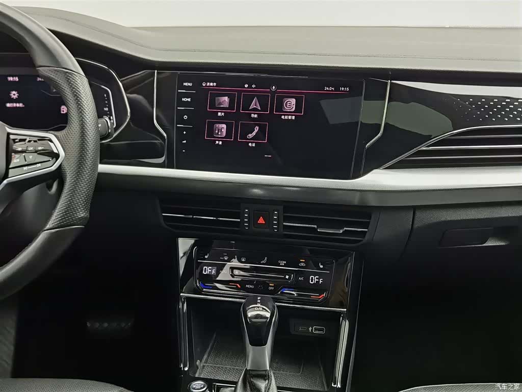 Volkswagen Passat, 2024 12