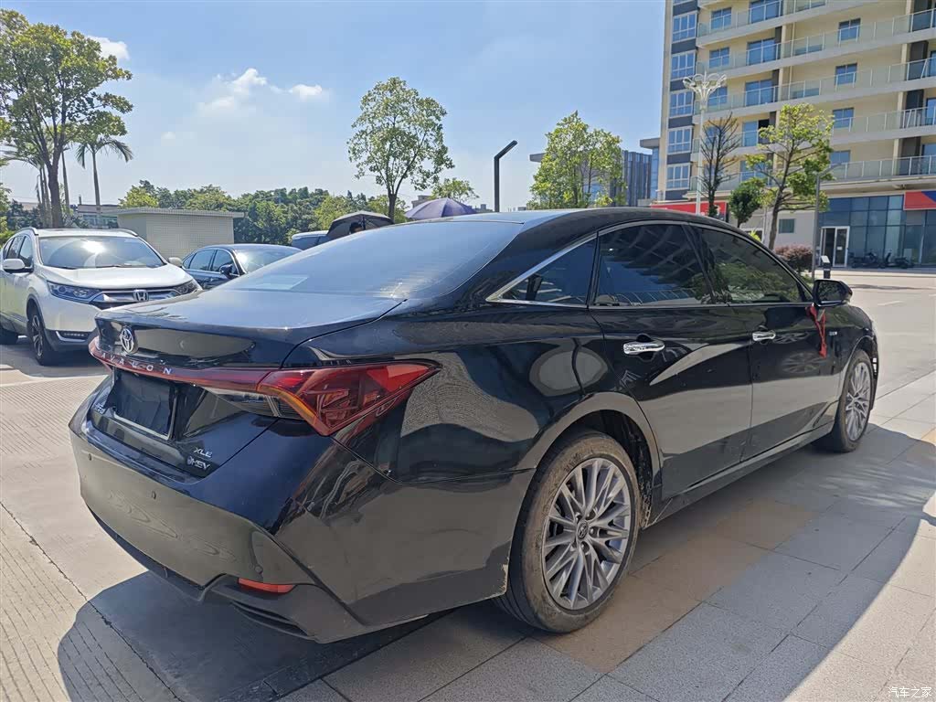 Toyota Avalon, 2025 6