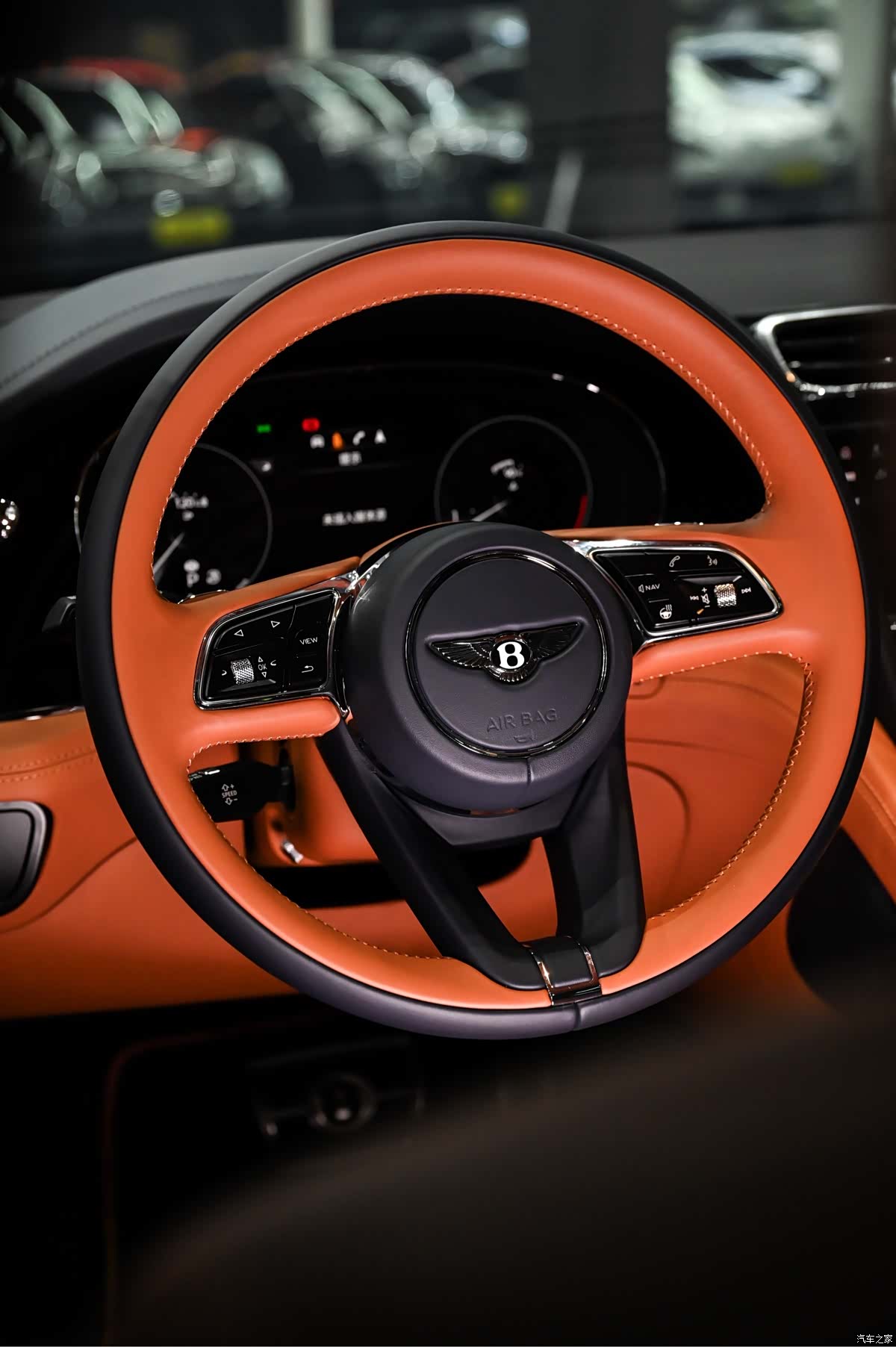 Bentley Bentayga, 2021 4