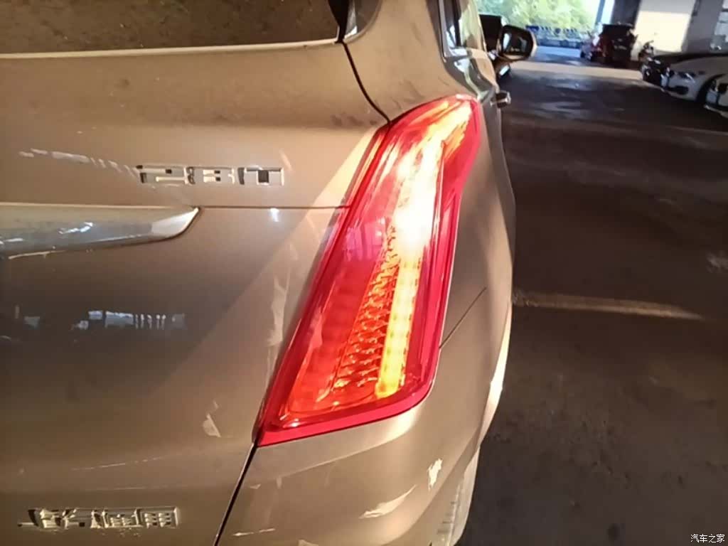 Cadillac XT5, 2017 24