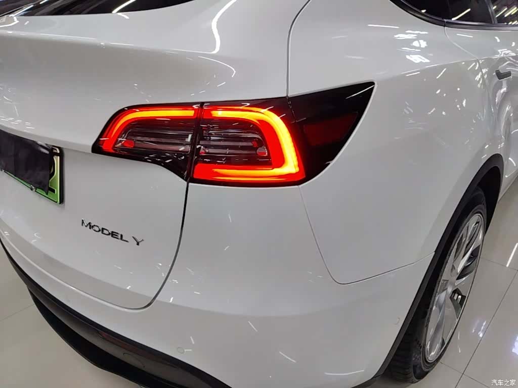 Tesla Model Y, 2022 8