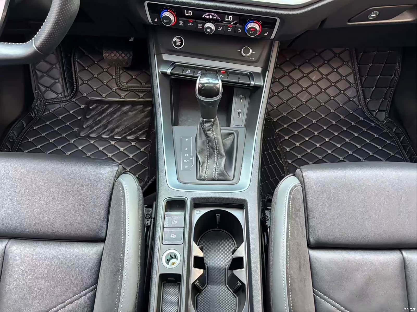 Audi Q3, 2021 12