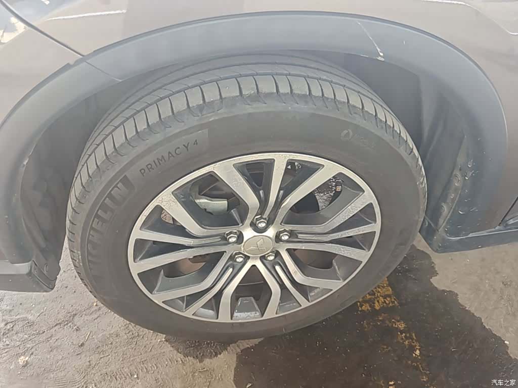 Mitsubishi Outlander, 2017 23