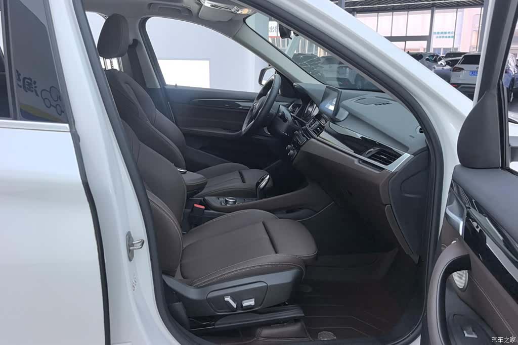 BMW X1, 2023 8