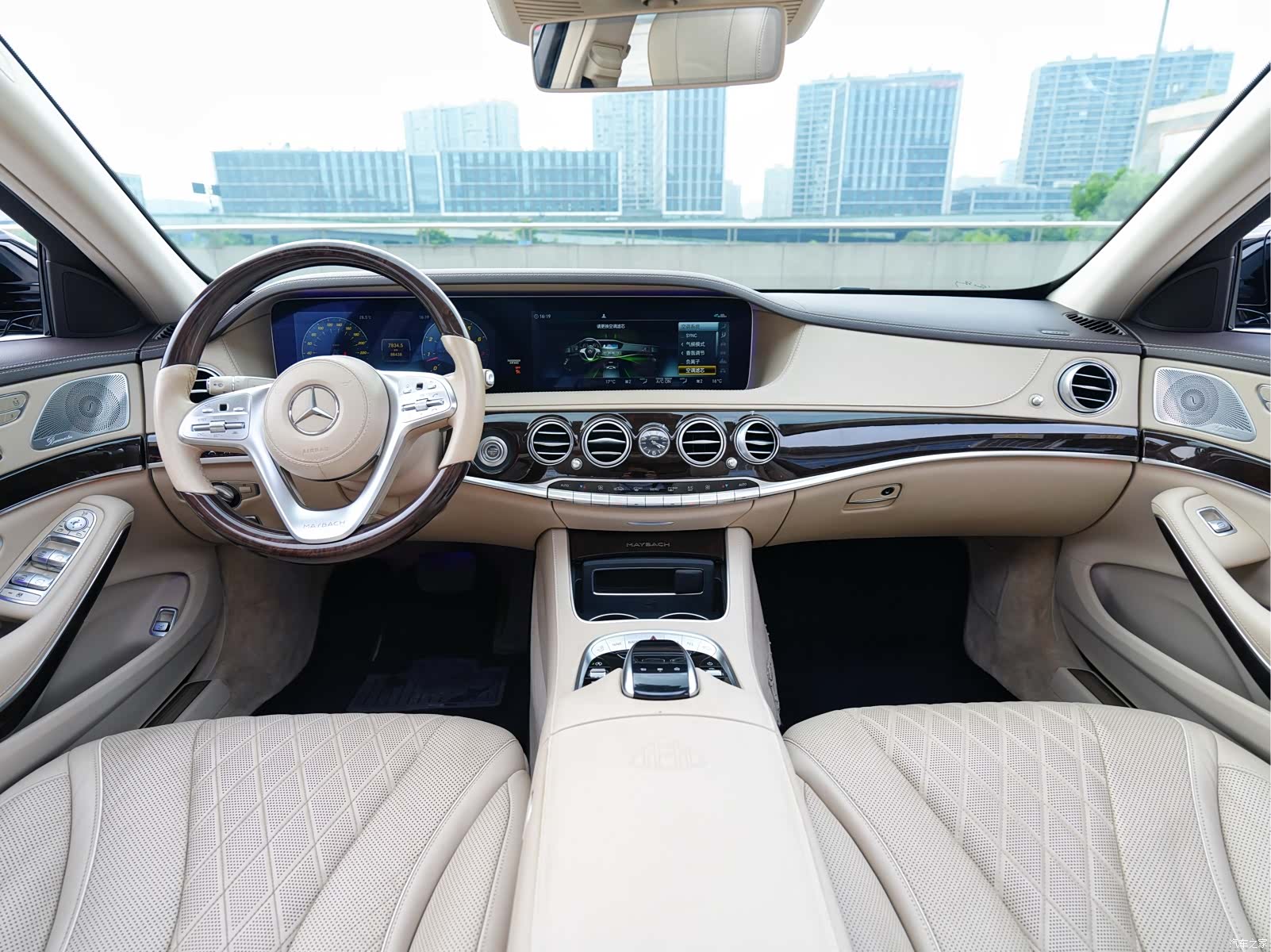 Maybach S-Class, 2017 10