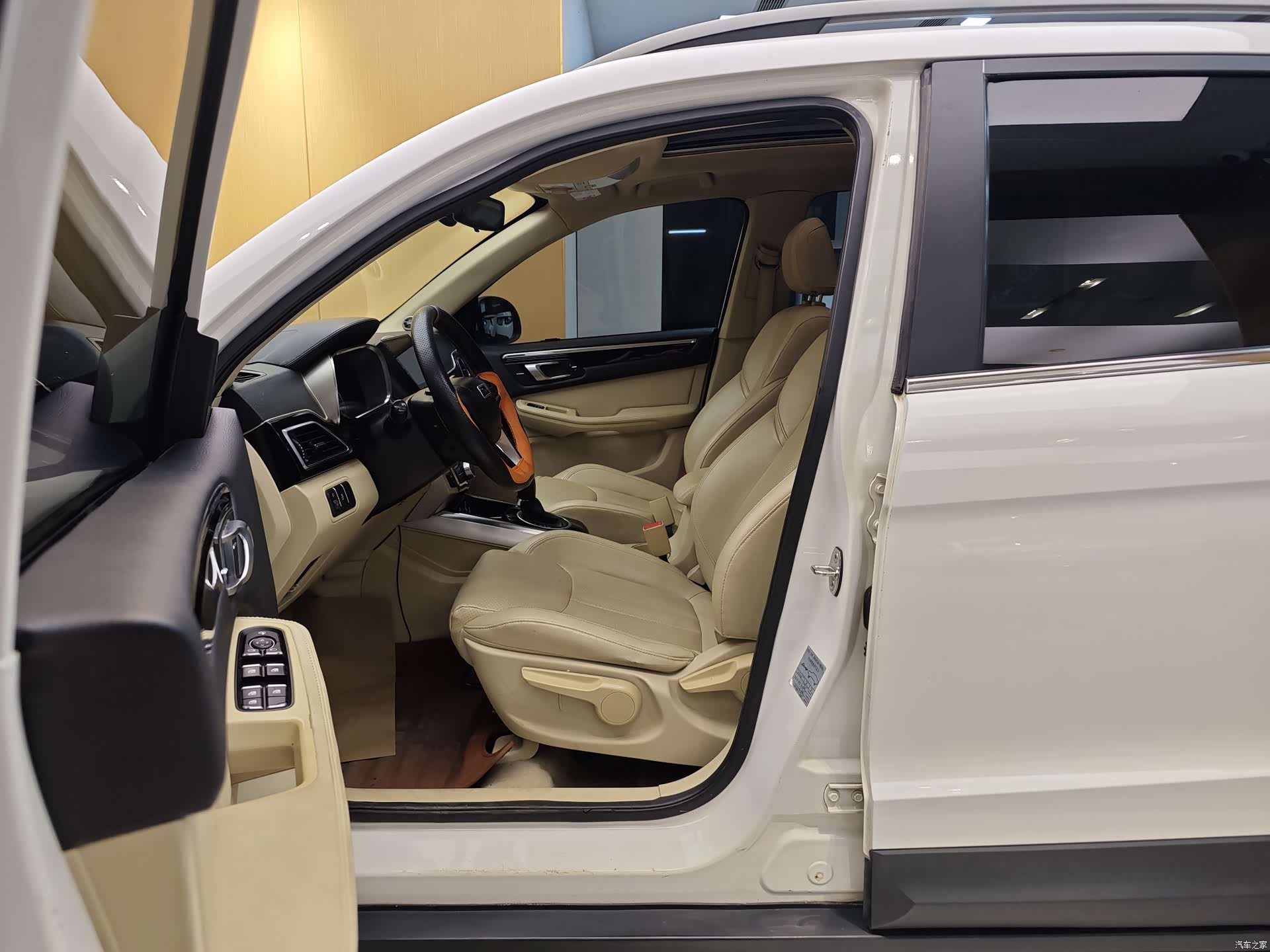 Zotye X5, 2016 13