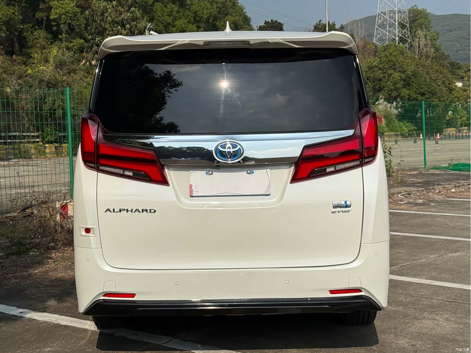 Toyota Alphard, 2021 8