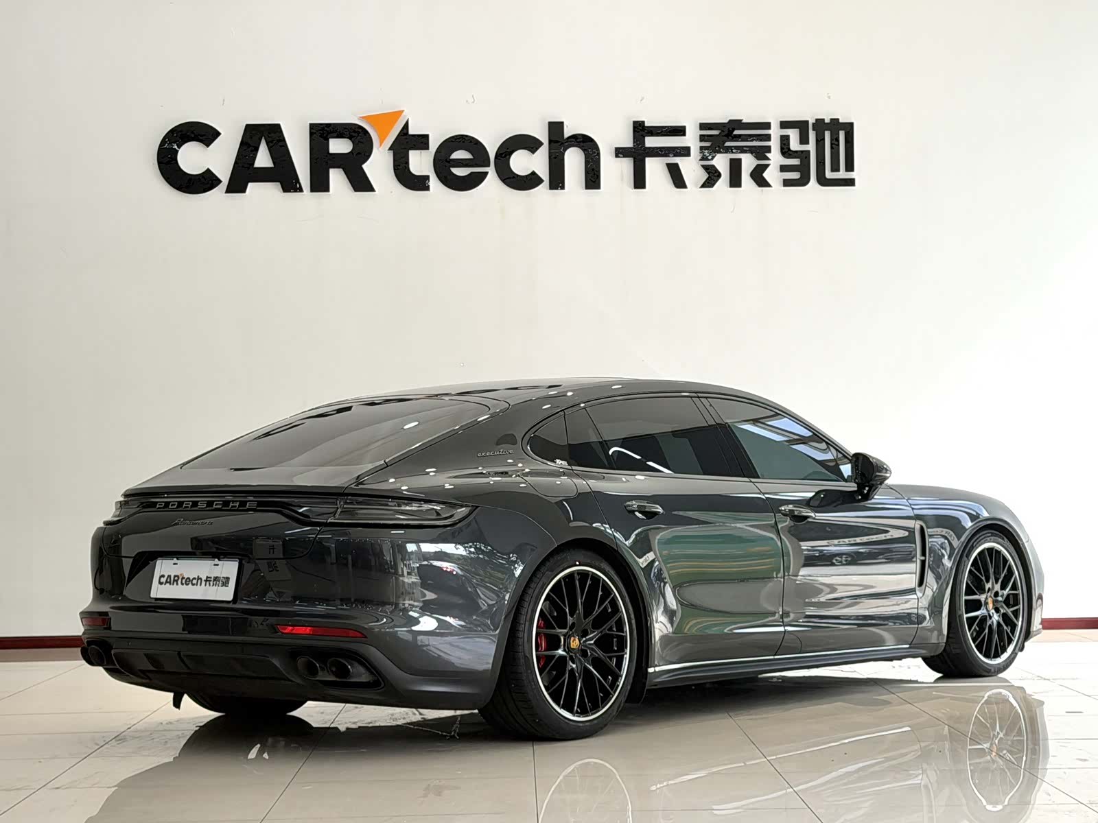Porsche Panamera, 2023 16