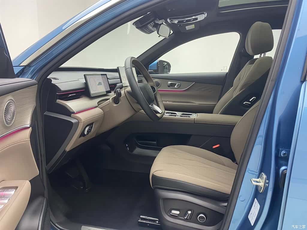 Chery Tiggo 8 Plus, 2025 10