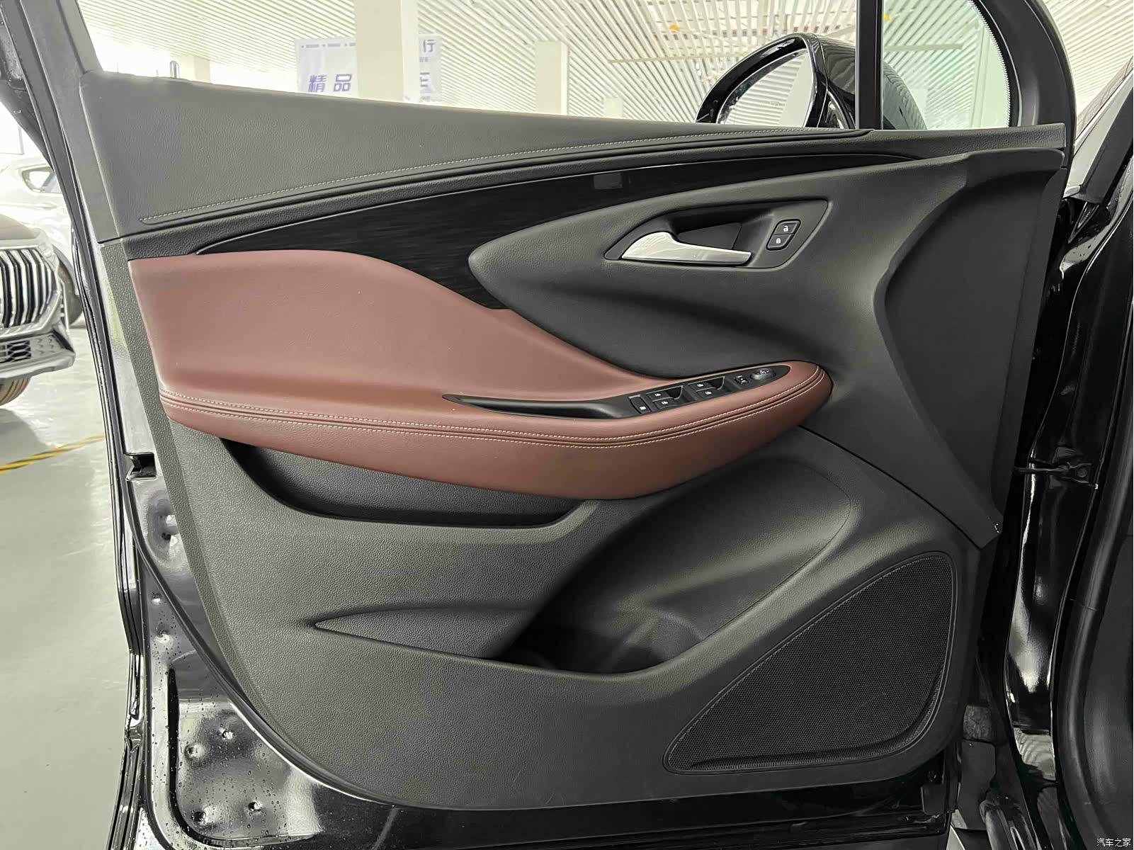 Buick Envision Plus, 2021 9