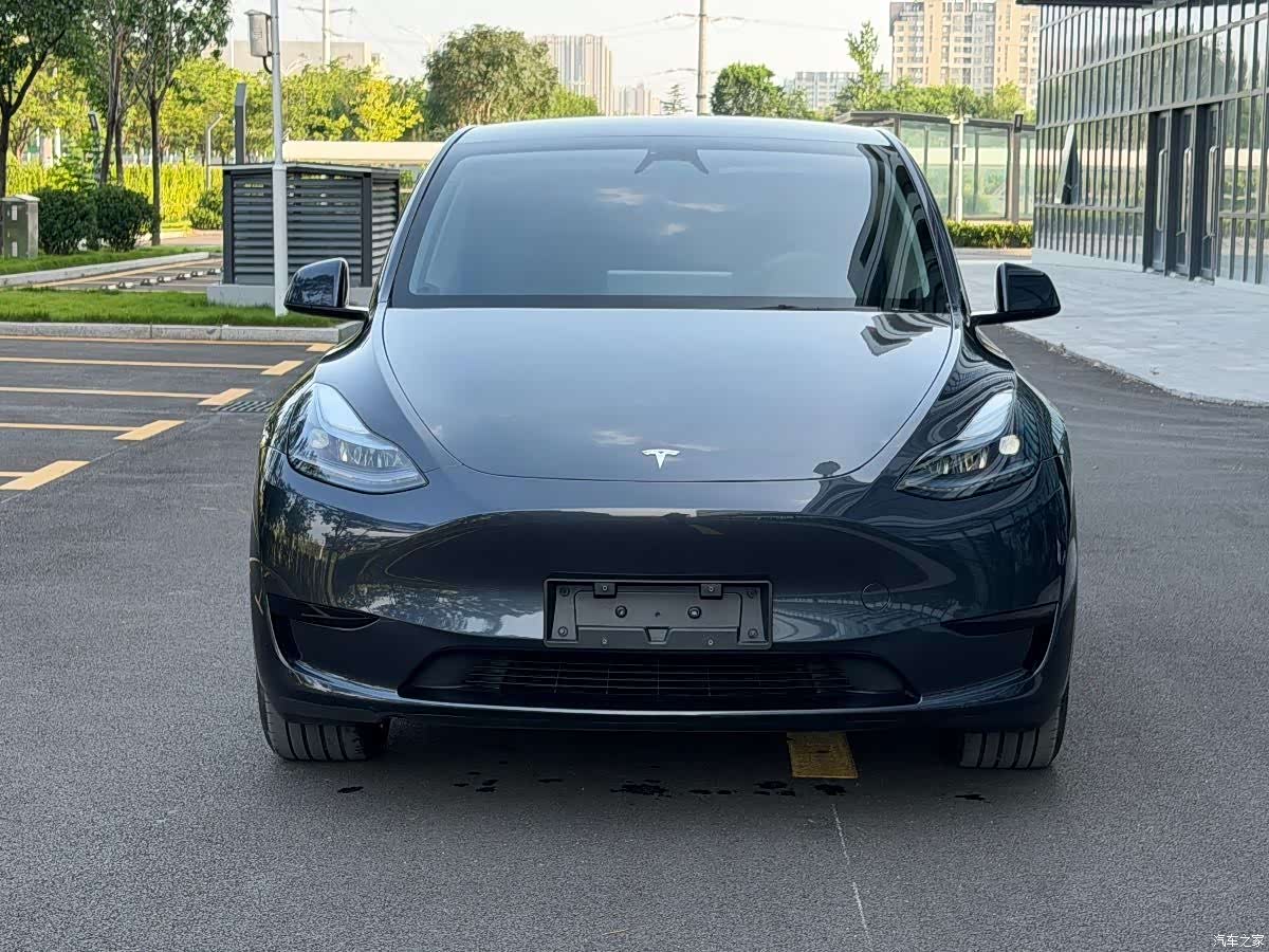 Tesla Model Y, 2024 2