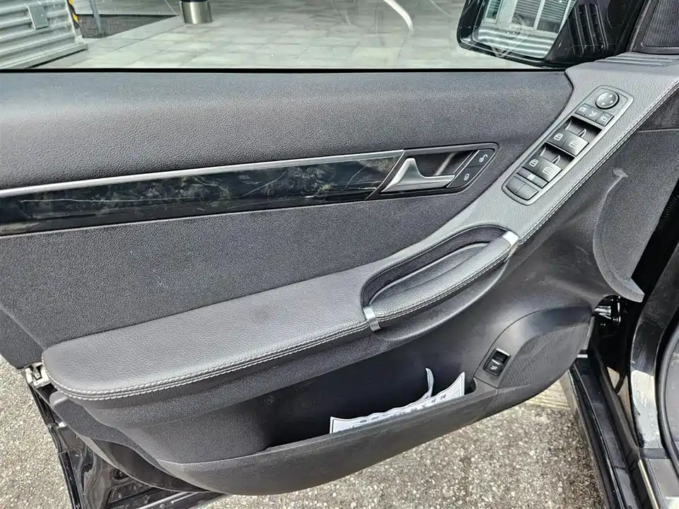 Mercedes-Benz R-class Mercedes-Benz R-class