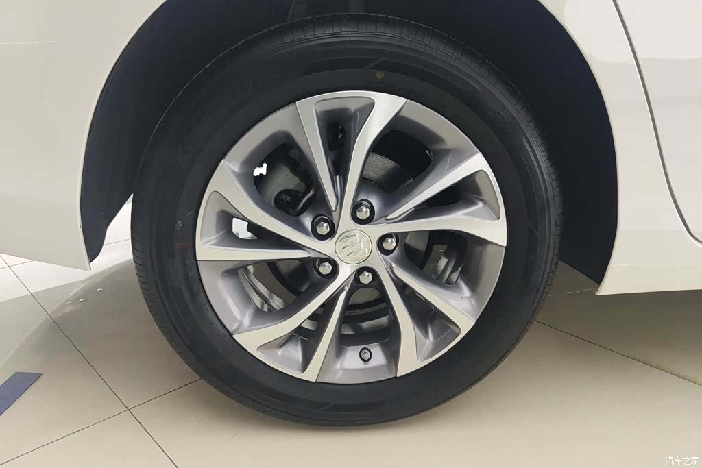 Buick Verano, 2023 6