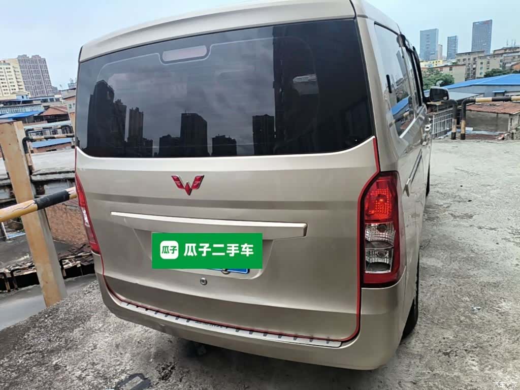 Wuling V, 2019 6