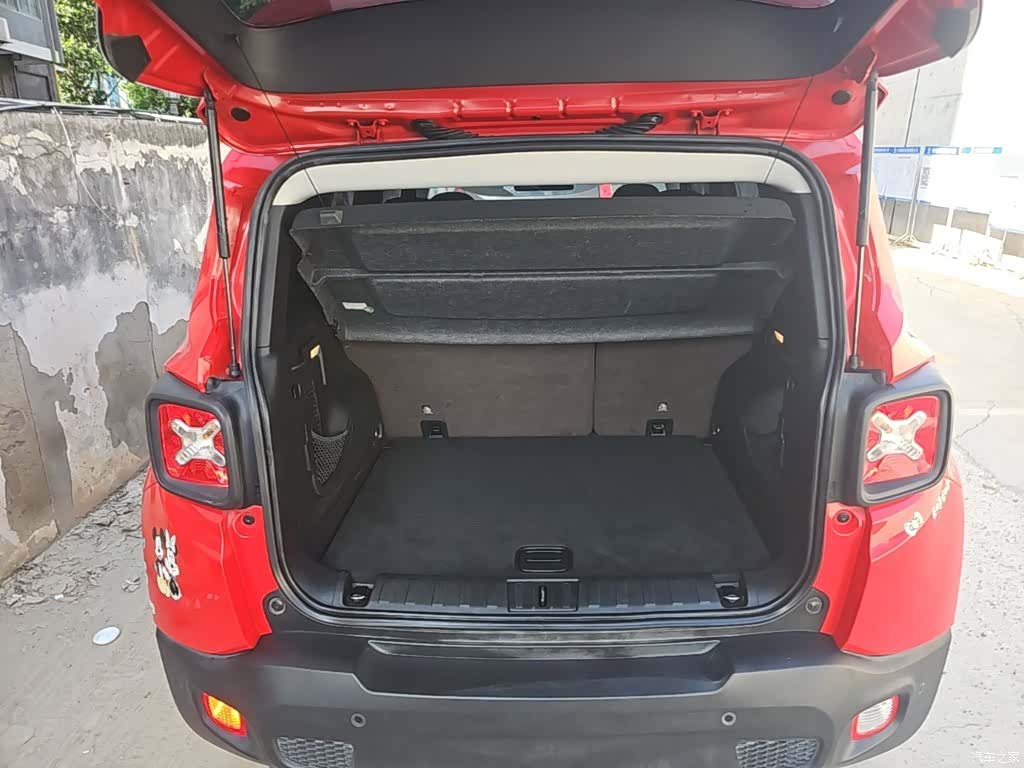 Jeep Renegade, 2017 19