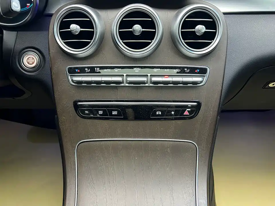 Mercedes-Benz GLC Mercedes-Benz GLC