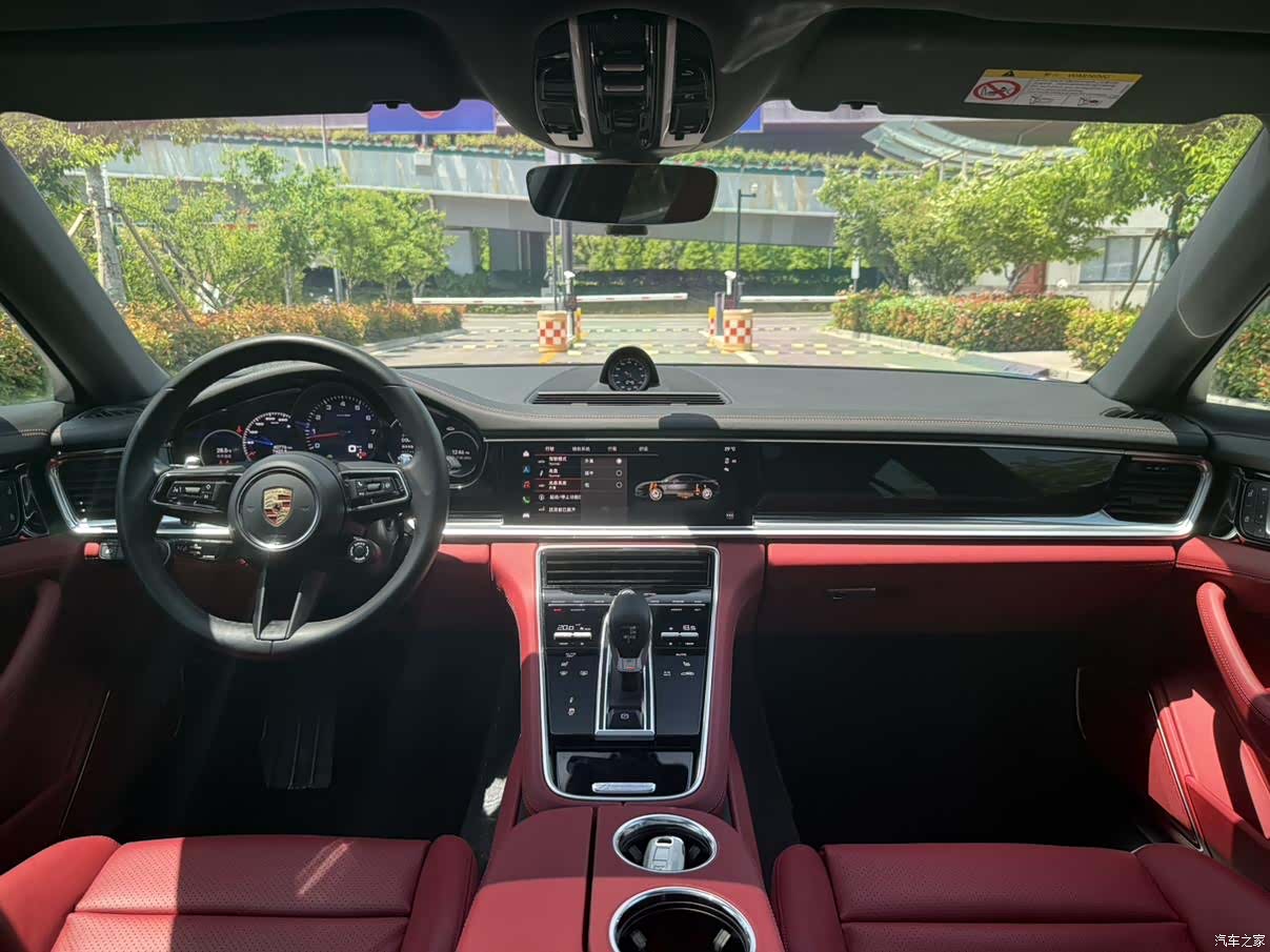 Porsche Panamera, 2023 13