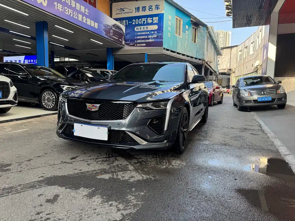 Cadillac CT4