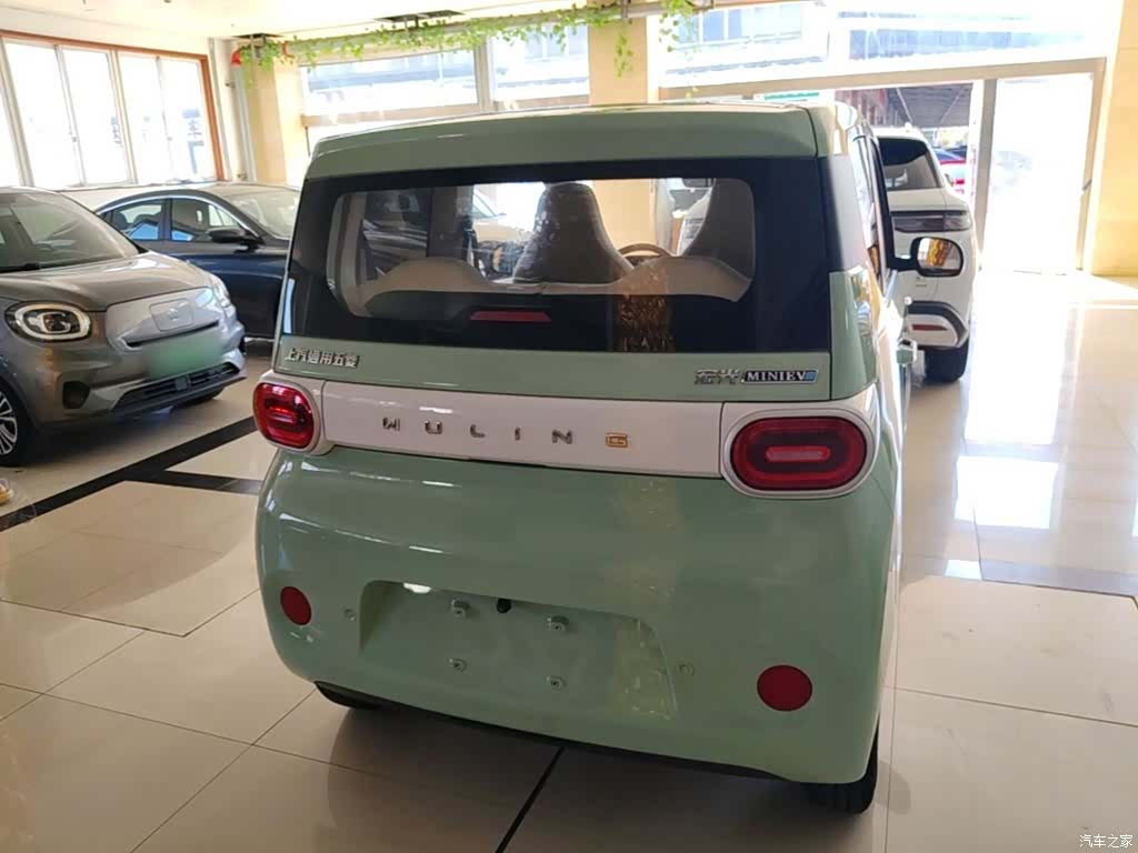 Wuling MINIEV, 2024 6