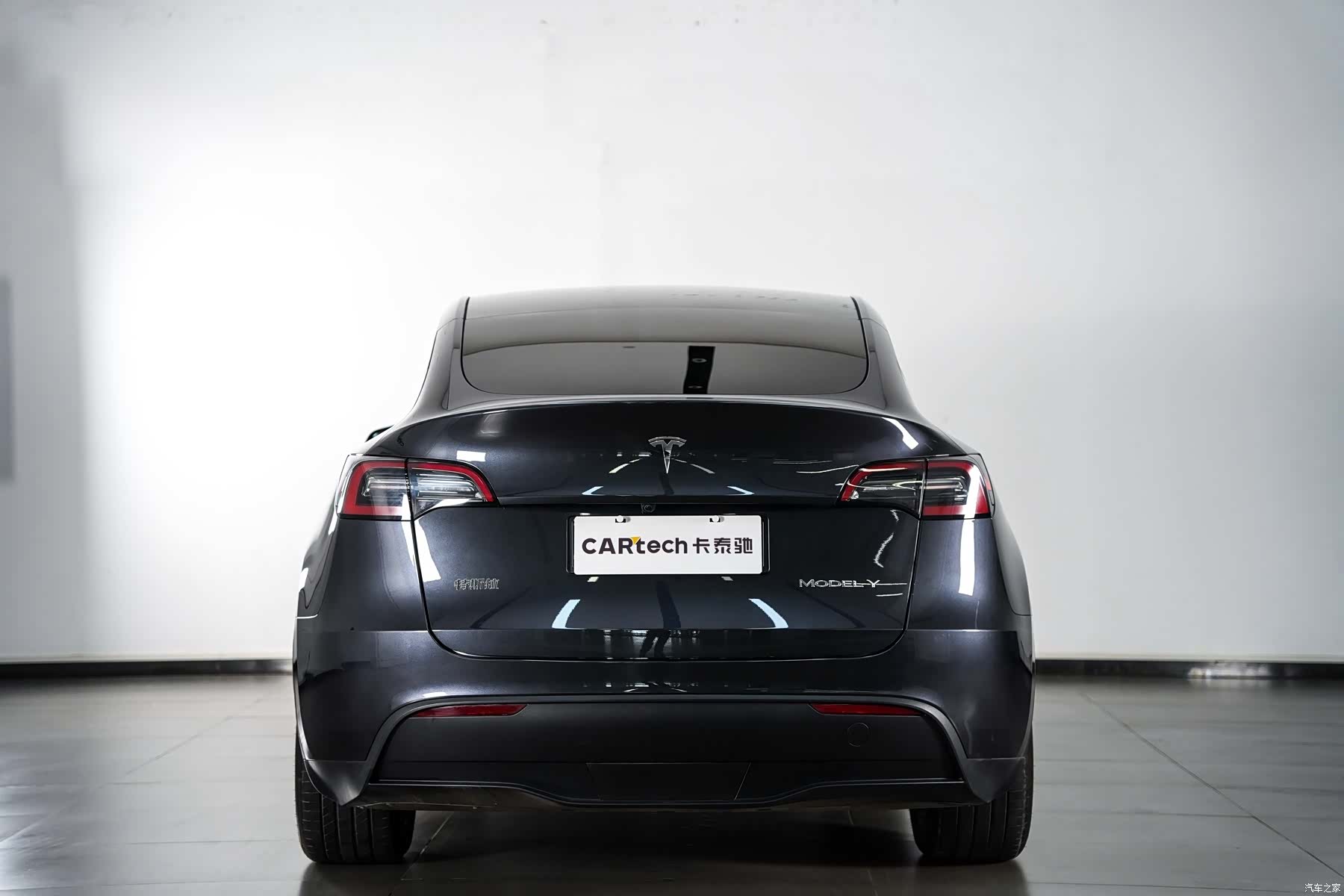 Tesla Model Y, 2024 8