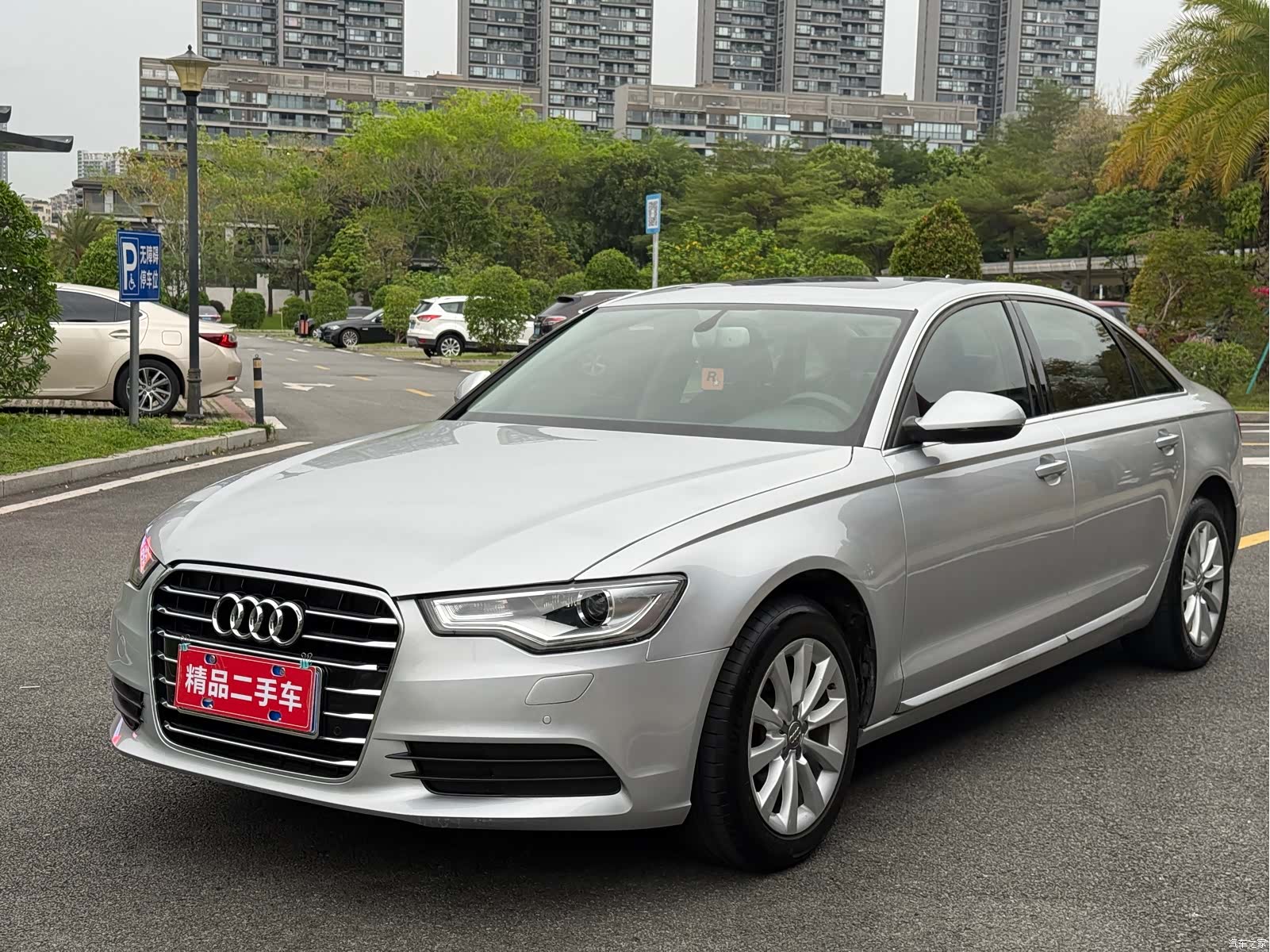 Audi A6L, 2014 1